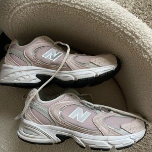 Pink New Balances Sneakers